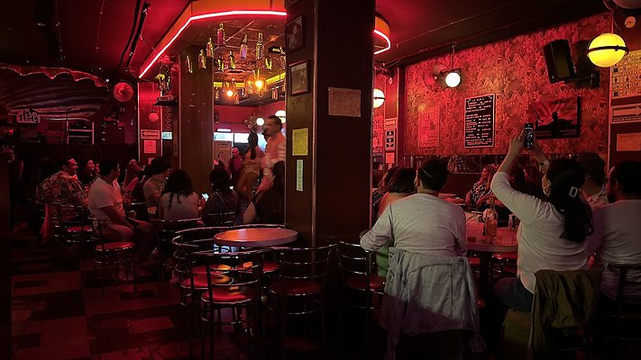 LA PERLA NIGHTCLUB